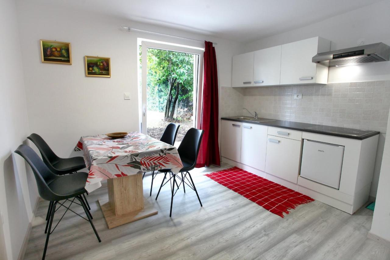 Hilltop Apartments Red & Blue Portorož Extérieur photo